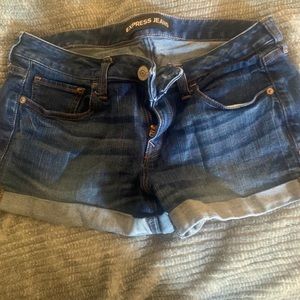 Express shorts
